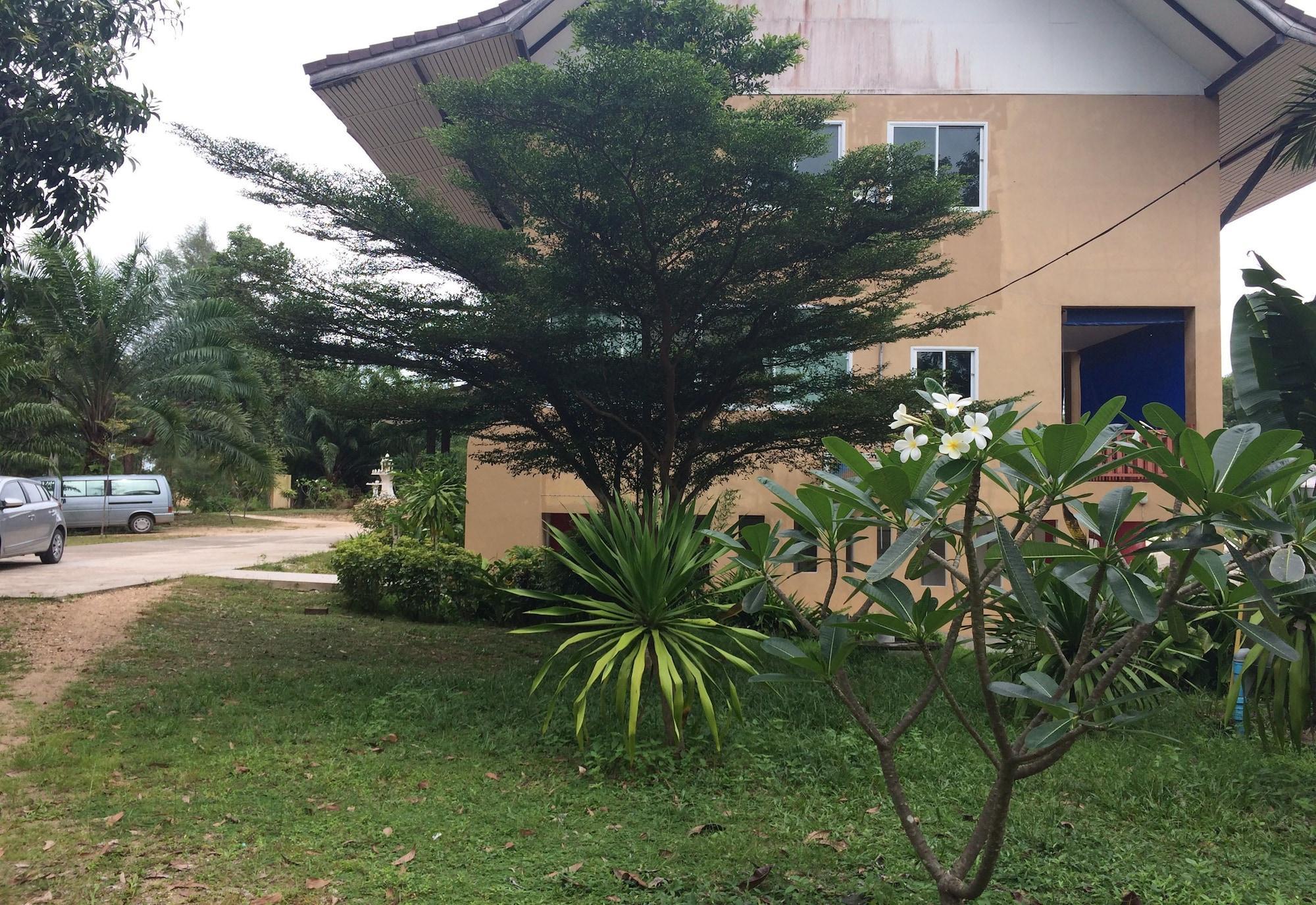 Water Palm Resort Talat Yai Eksteriør billede